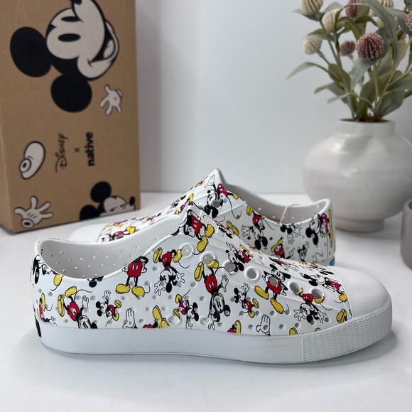 Disney Native Jefferson Mickey Mouse Print Shoes Men\'s 5 Women\'s 7 NWB main image 10